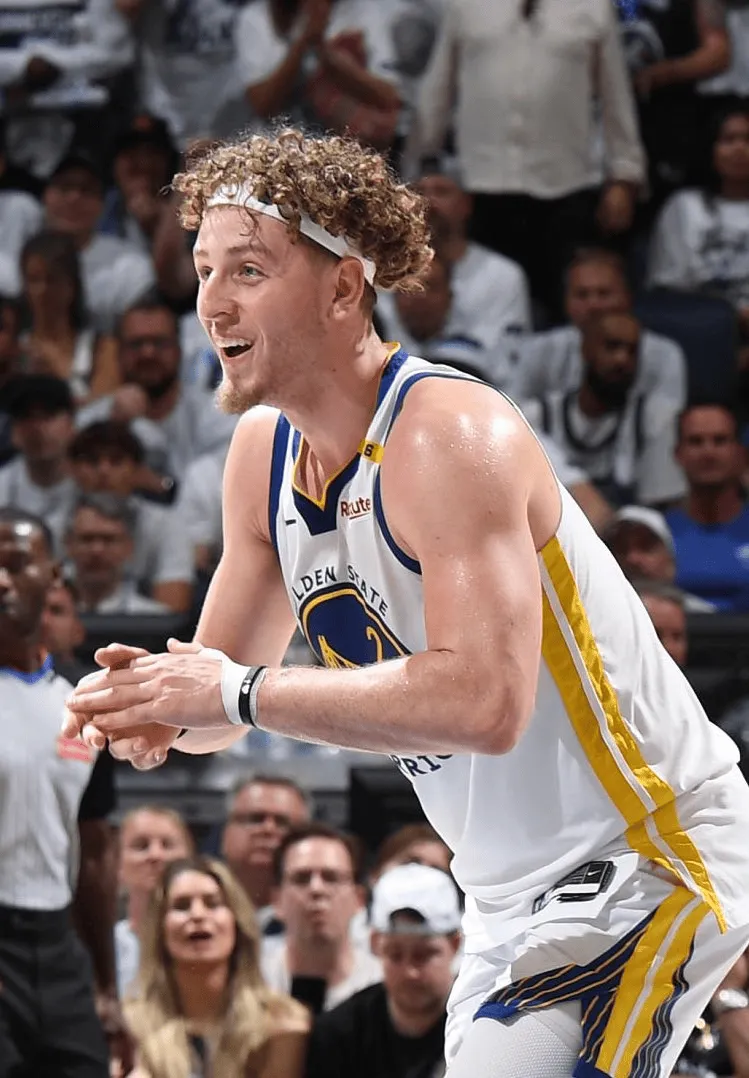 九游-勇士前途光明！，字母哥新星领先优势明显表现突出再创辉煌时刻的简单介绍